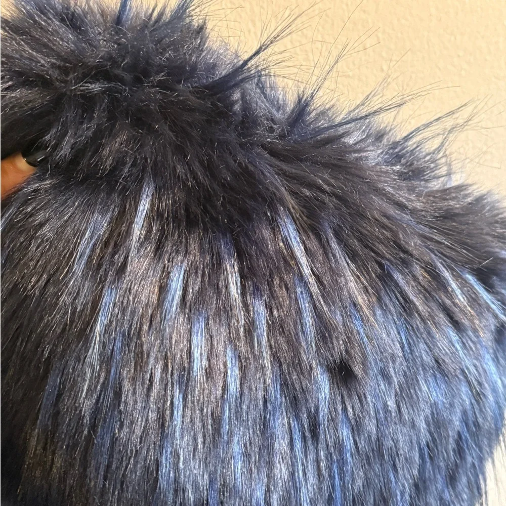 Faux Fur Clutch in Black and Blue - Picture 4 of 5